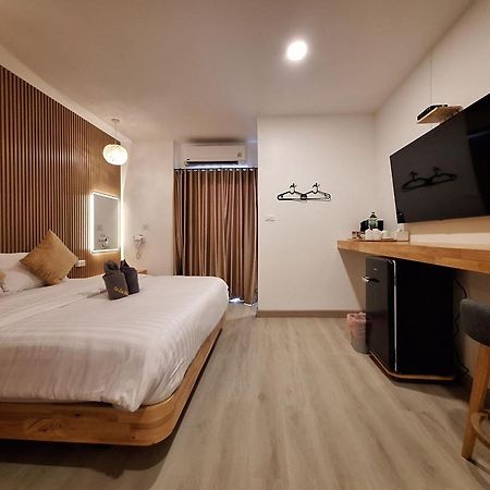 Koh Larn White House Hotel Kültér fotó
