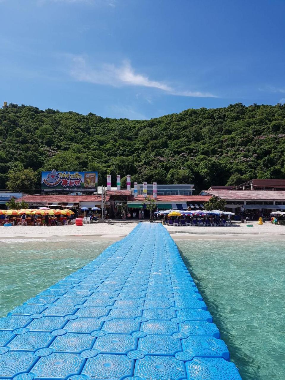 Koh Larn White House Hotel Kültér fotó
